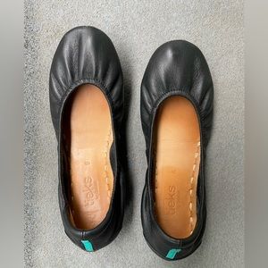 Matte Black Tieks Size 6